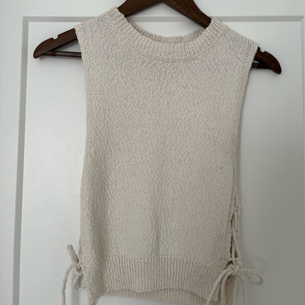 Urban Outfitters Cream Sleeveless Knit Tank Top